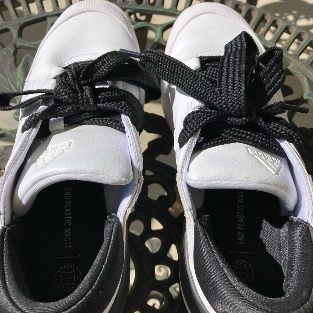 Adidas sneakers size 8 - Picture 7 of 9